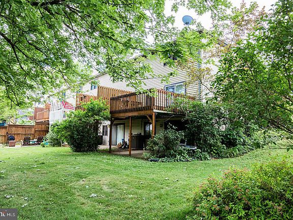 3rd image of 300 Windgate Ct