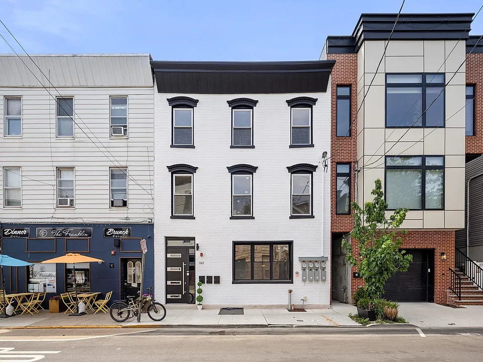 161A New York Ave #C