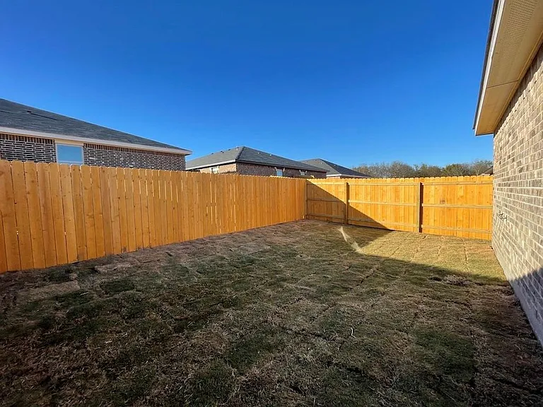 2317 Zanoletti Dr — Photo 42