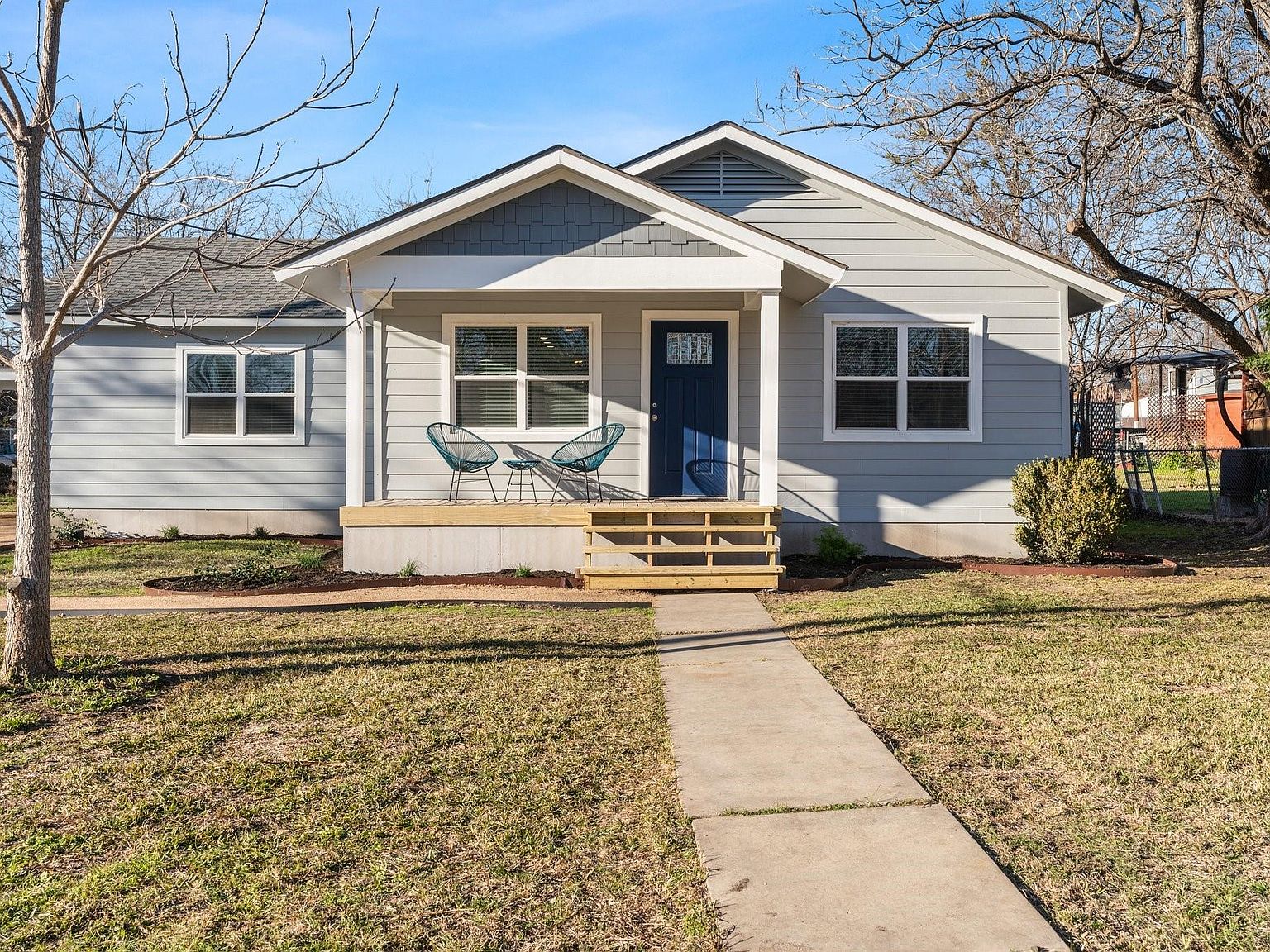 1410 Cecelia St, Taylor, TX 76574 | Zillow