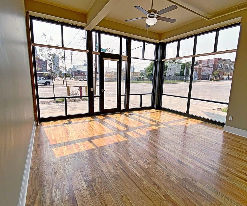 1st image of 1628 Cuming St