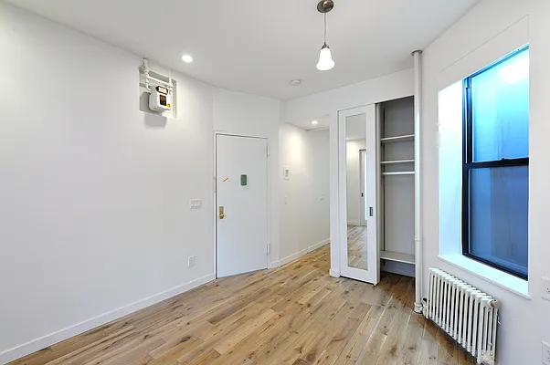 Rented by Aether Property Group | media 12