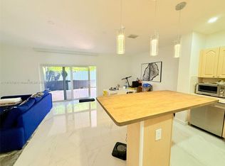 3871 SW 147th Ave APT 3, Miami, FL 33185