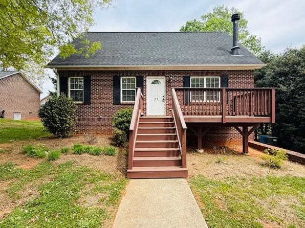 23 44th Avenue Pl NE, Hickory, NC 28601