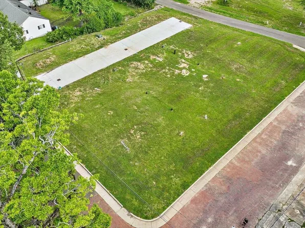 5 Jefferson St, Clinton, MS 39056