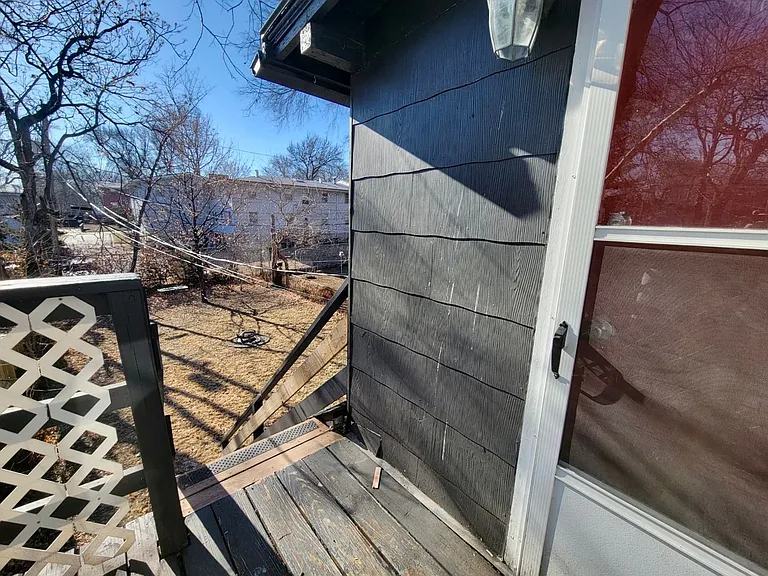 1117 W. 41st Terrace — Photo 12