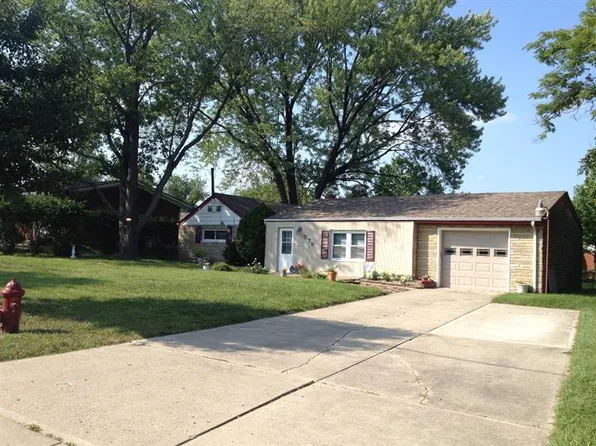 678 Allen Ave, Cincinnati, OH 45246