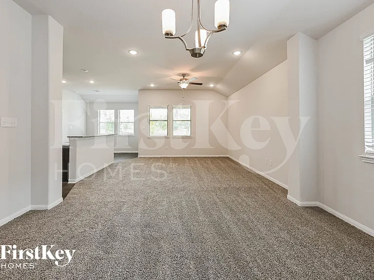 14775 Country Club Dr — Photo 5