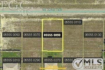 1st image of 910 NE 32nd Ter