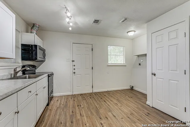 1731 Escalon Ave — Photo 5