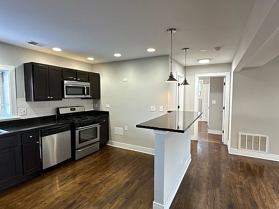 2nd image of 2528 W Fitch Ave APT 2A