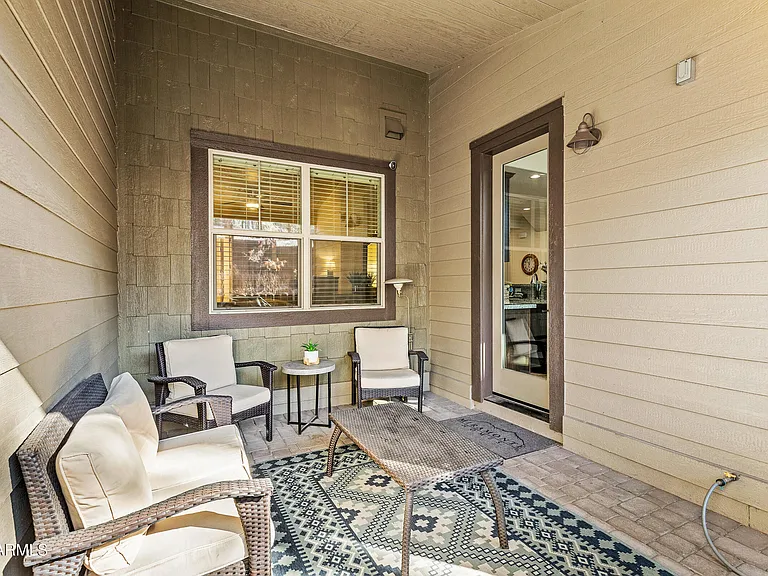 2477 W Mission Timber Cir — Photo 35