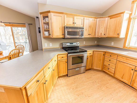 5th image of 4373 Donway Dr NE
