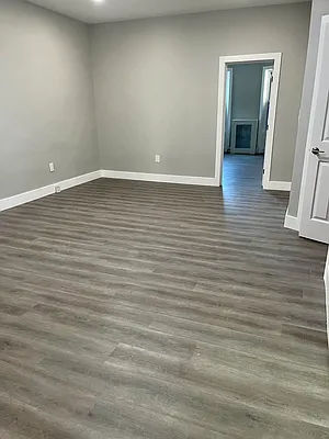 Rented by Alexander Bilu, LREB | media 4