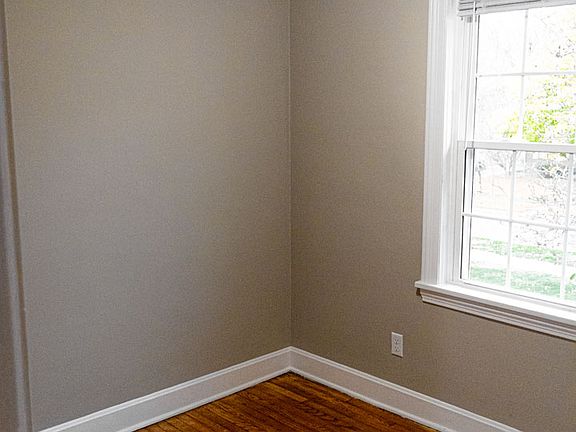 2nd image of 696 Perkinswood Blvd SE