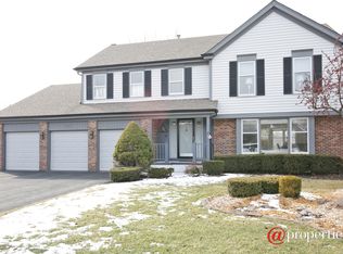 656 N Victoria Dr, Palatine, IL 60074