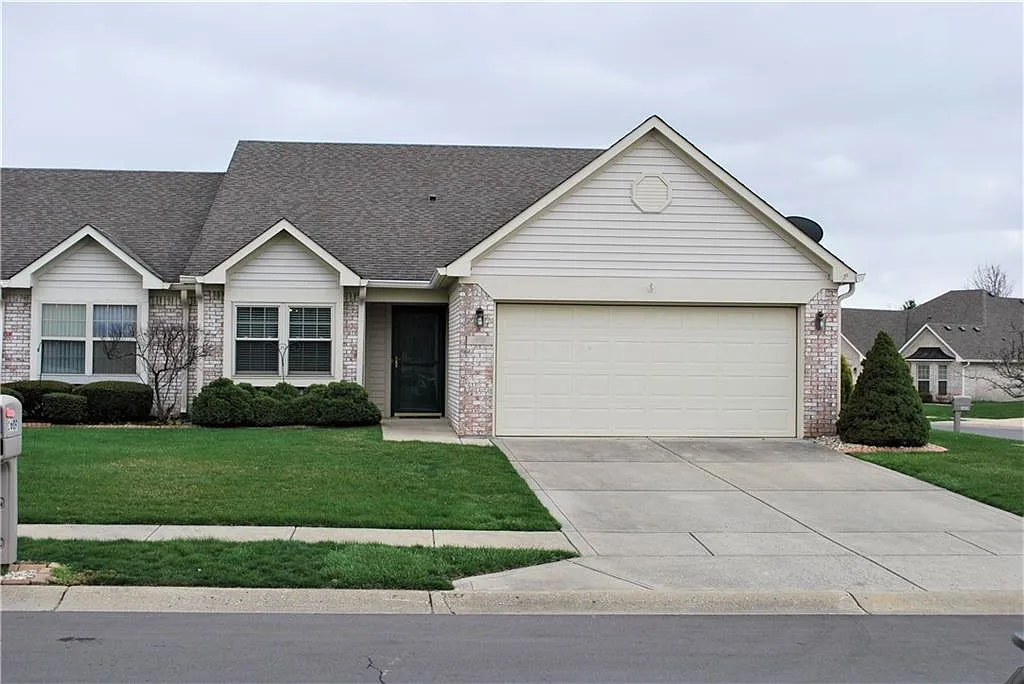 1609 Fairfield Cir photo 1