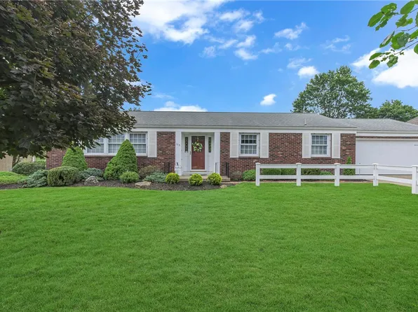 115 Fairfield Dr, New Brighton, PA 15066