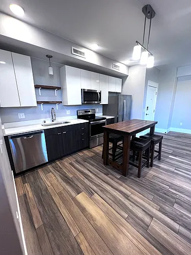 Floor plan 301