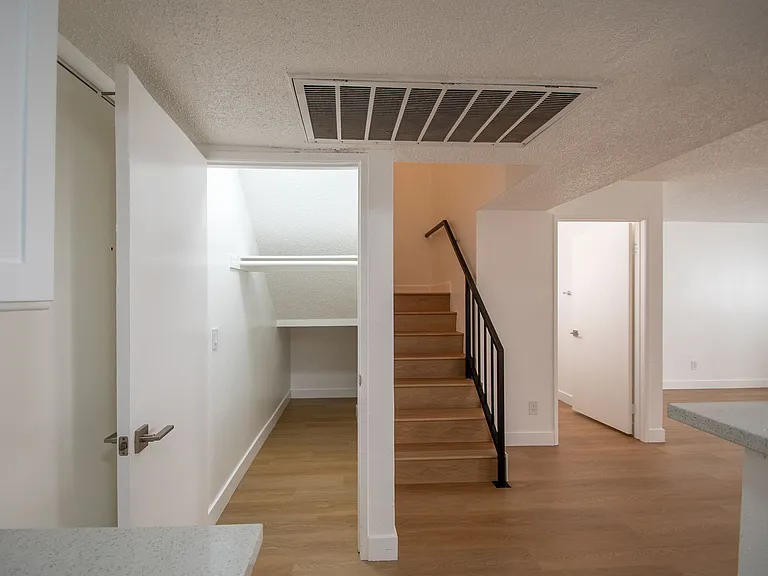 11030 Hartsook Street — Photo 44