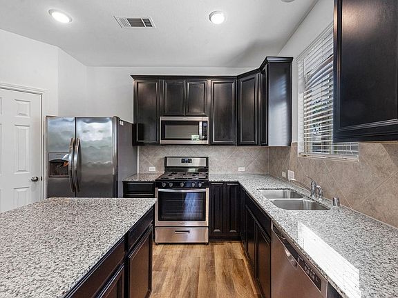 3rd image of 4136 Hidden Timbers Ln