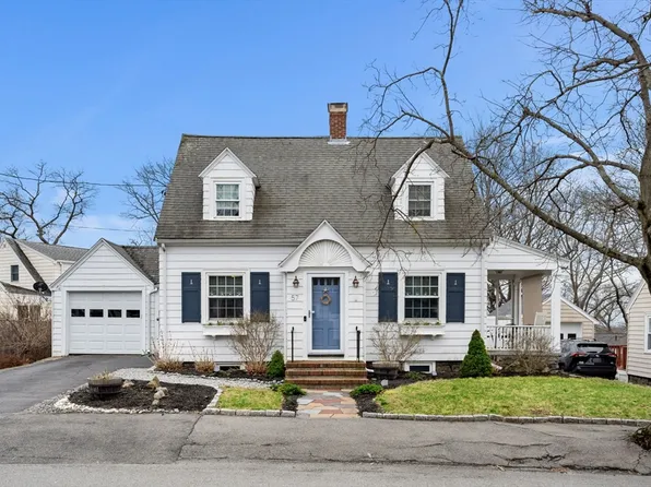57 Worcester Ave, Swampscott, MA 01907