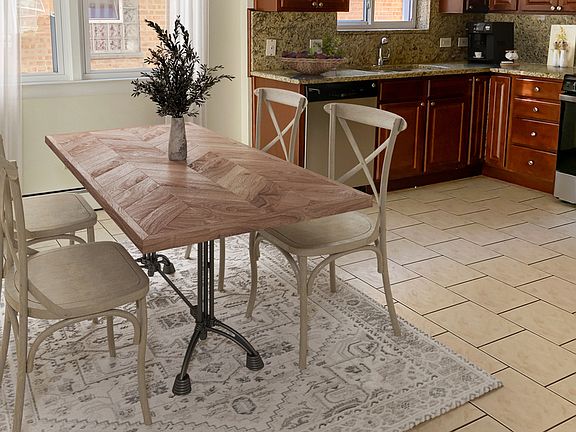 4th image of 2245 Des Plaines Ave #A