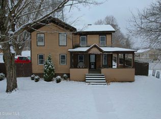 34 N Main St, Mayfield, NY 12117