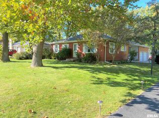 8645 N Picture Ridge Rd, Peoria, IL 61615