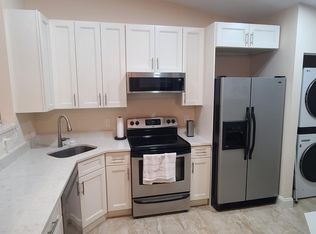 1026 Green Pine Blvd APT G, West Palm Beach, FL 33409