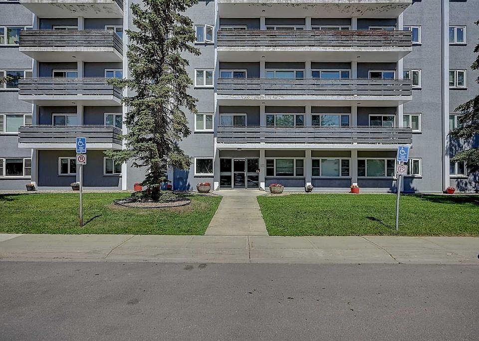 1st image of 10230 N 106th Ave #408