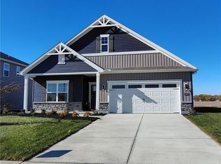 2968 Hoying Dr, Troy, OH 45373