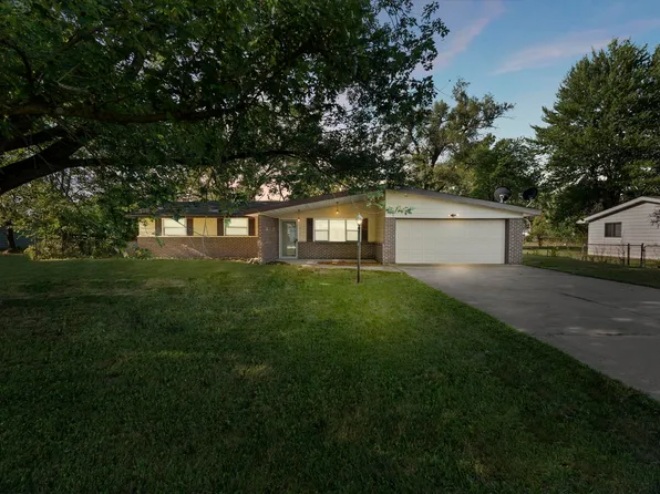 2716 Castle Dr, Fort Wayne, IN 46816