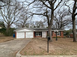 504 Highland Dr, Athens, TX 75751