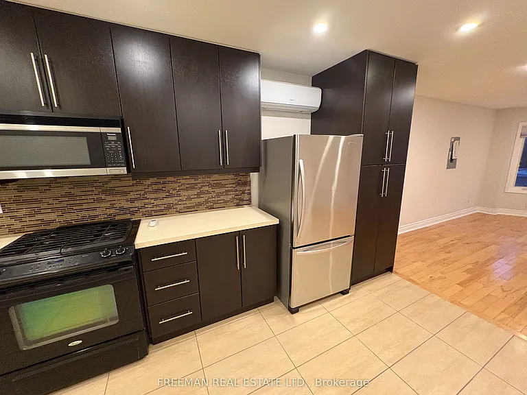 72 Vermont Ave #MAIN — Photo 8