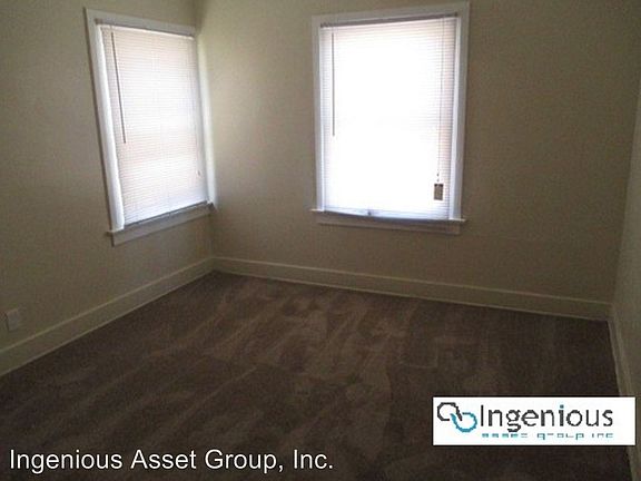 5th image of 1119 W 107th St #4876147