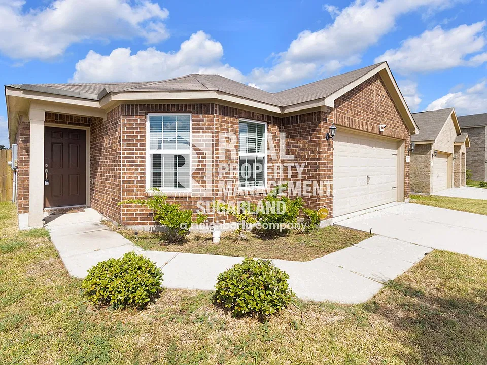 8131 Vacek Meadows Loop