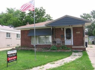 24542 Flower Ave, Eastpointe, MI 48021