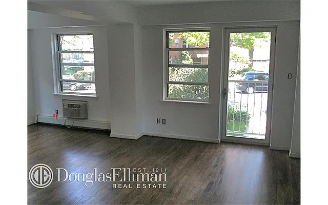 Rented by Douglas Elliman | media 15