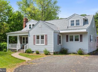 8512 Rolling Rd, Manassas, VA 20110