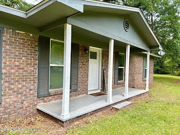 3rd image of 25825 Setina Rd