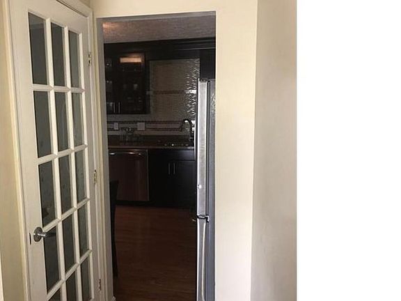 4th image of 16340 Brook Trail Ct