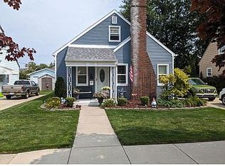 1322 22nd St, Port Huron, MI