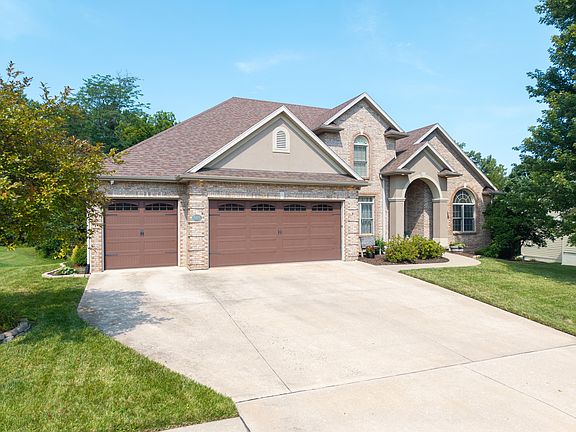 2nd image of 5105 Newbury Way