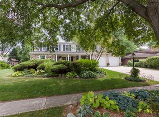 149 56th St, Downers Grove, IL 60516