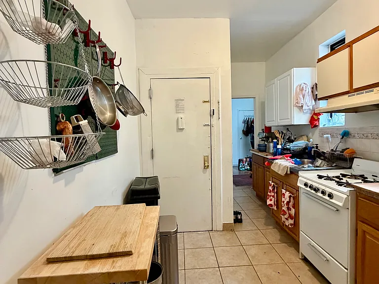 1402 Putnam Ave #3K — Photo 7
