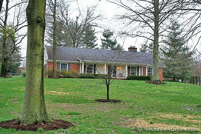 1st image of 945 Karau Ln