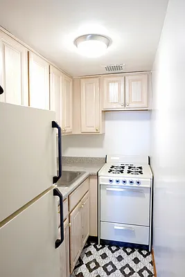 Rented by JK Dansar Corp | media 22