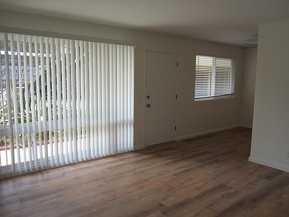 5th image of 260 W Alamar Ave #5