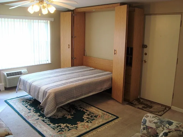 D1 Colonial Dr #4 — Photo 3